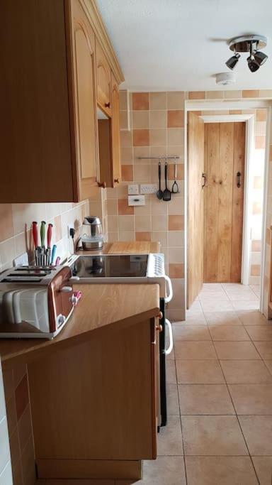 Welcoming Cottage In Chichester Near City Centre Eksteriør bilde